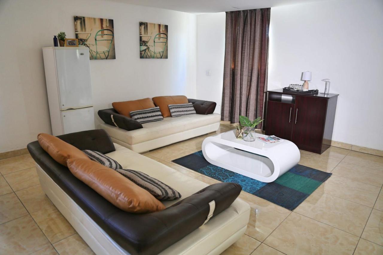 Denver Echo Exec. Guest House Maseru Esterno foto