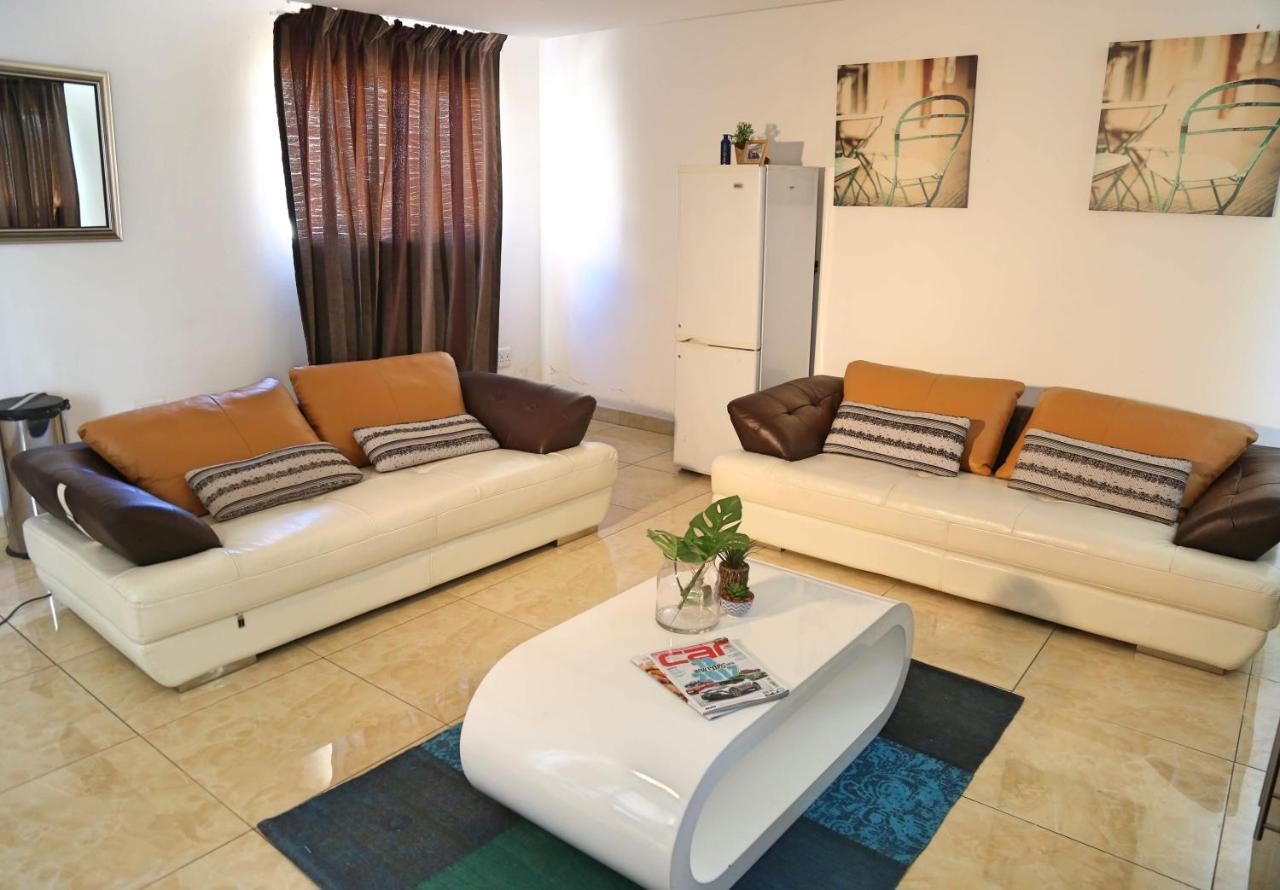 Denver Echo Exec. Guest House Maseru Esterno foto