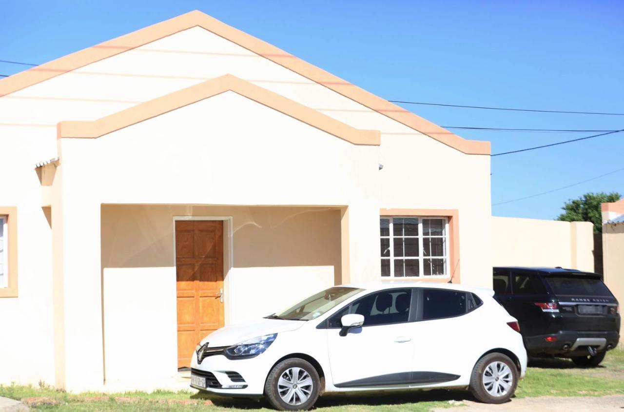 Denver Echo Exec. Guest House Maseru Esterno foto