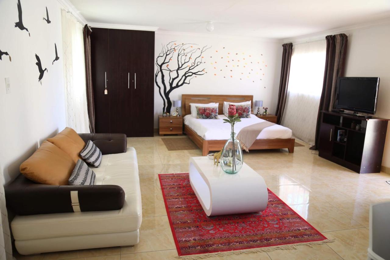 Denver Echo Exec. Guest House Maseru Esterno foto