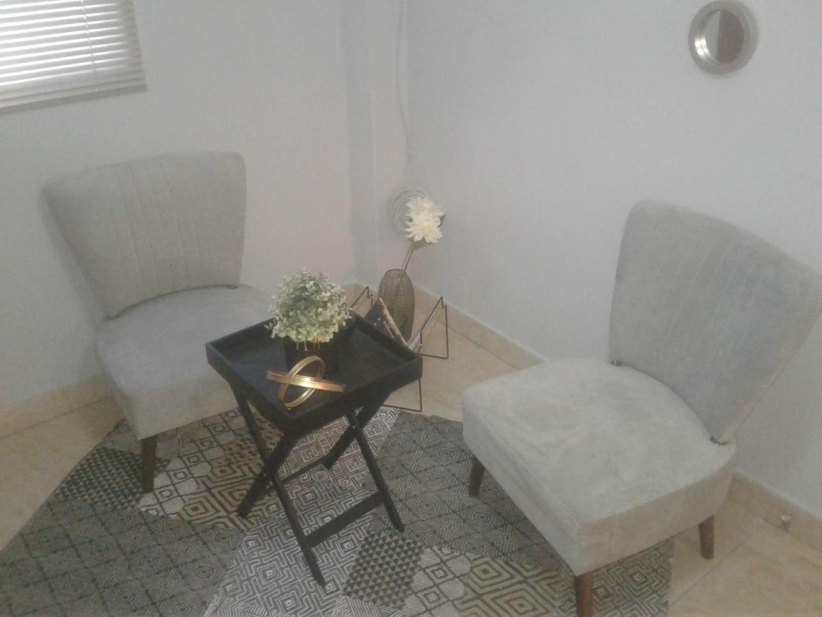 Denver Echo Exec. Guest House Maseru Esterno foto